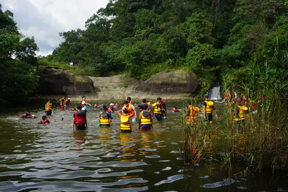 river canyoning images (5)