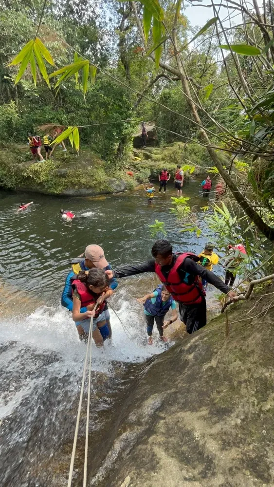 river canyoning images (1)