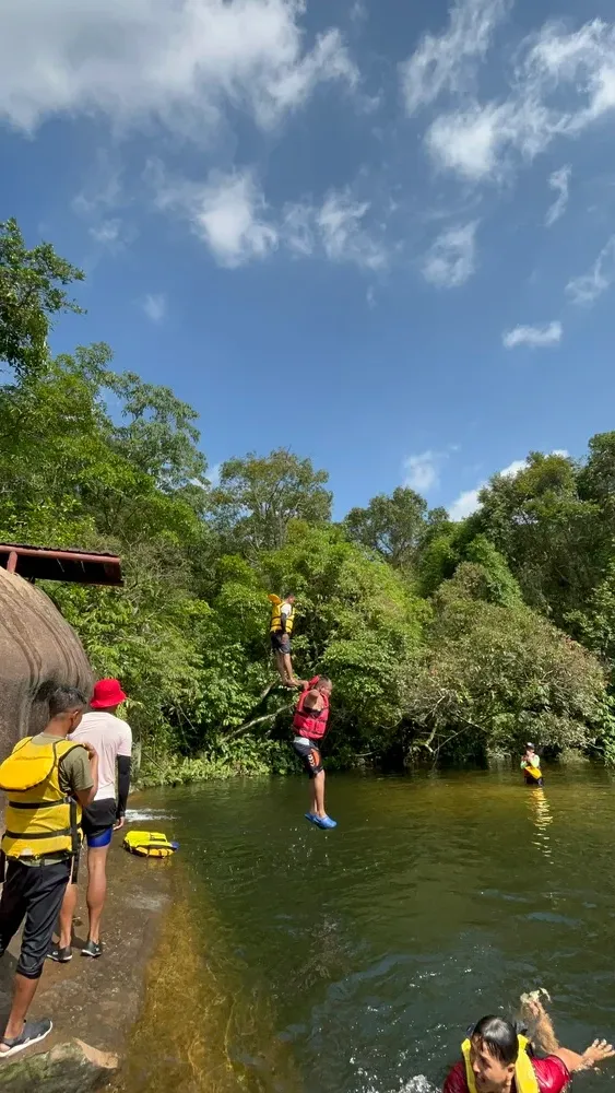 river canyoning images (3)