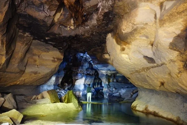 mawlyngbna adventure caving (2)