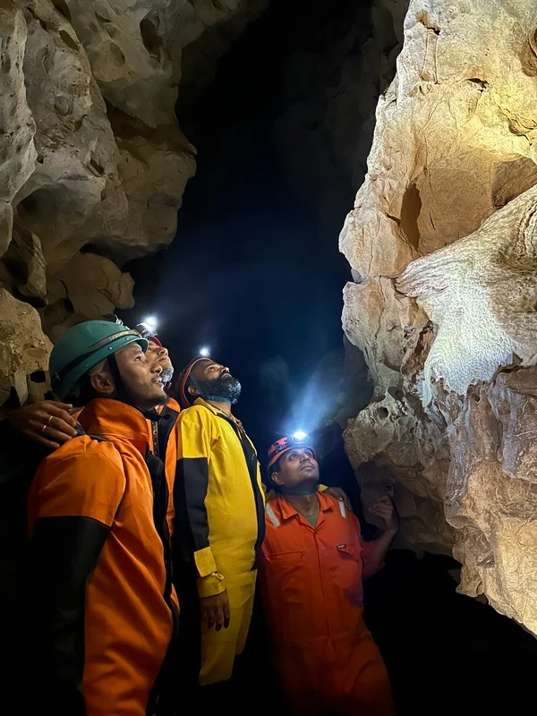 mawlyngbna adventure caving (4)