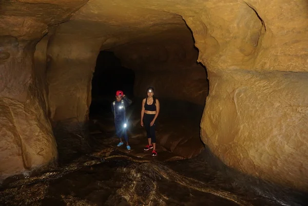 mawlyngbna adventure caving (9)