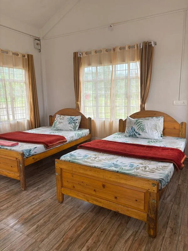 mawlyngbna cottages (1)