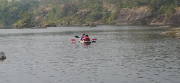 mawlyngbna kayaking (12)