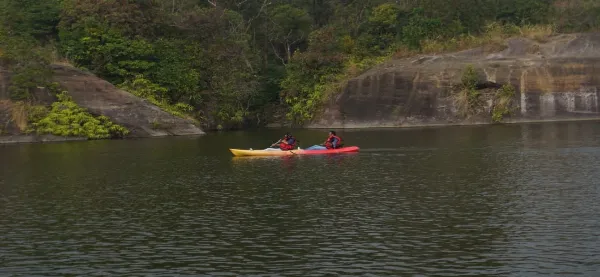 mawlyngbna kayaking (13)