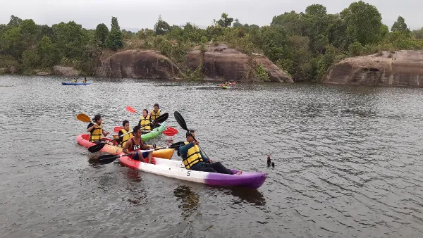 mawlyngbna kayaking (3)