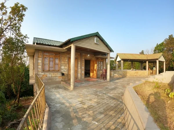 mawlyngbna traveller nest resort (15)